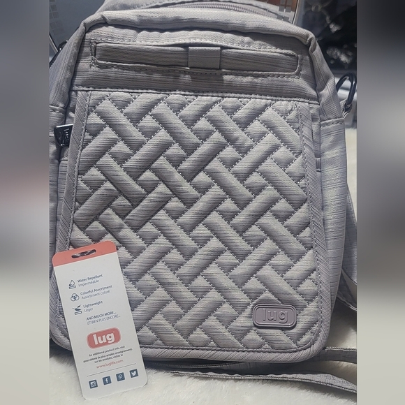 Lug Gray Quilted Messenger Bag with Geometric Design - Picture 1 of 12
